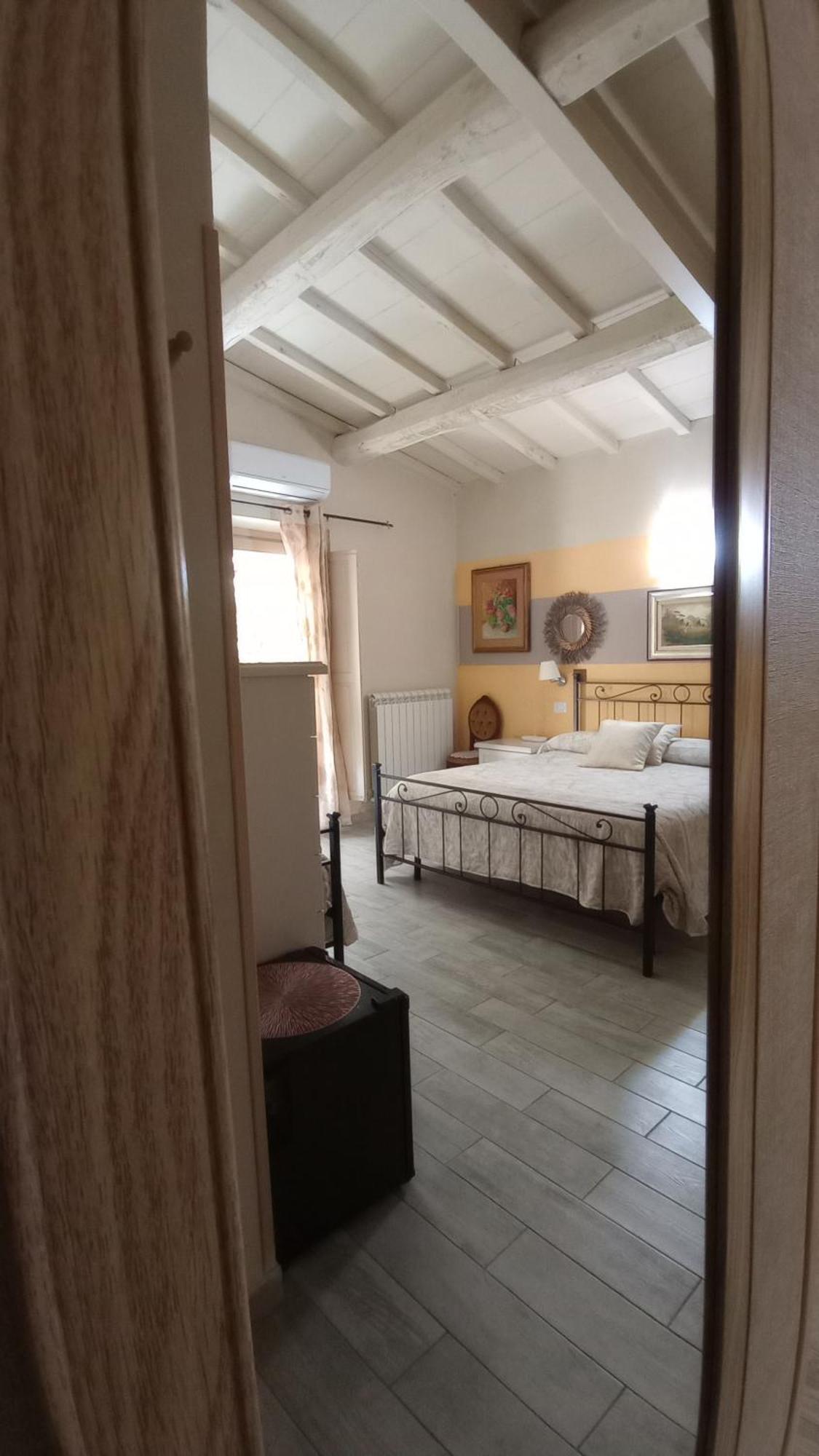Il Lavandeto - Farmhouse In The City Сиена Экстерьер фото