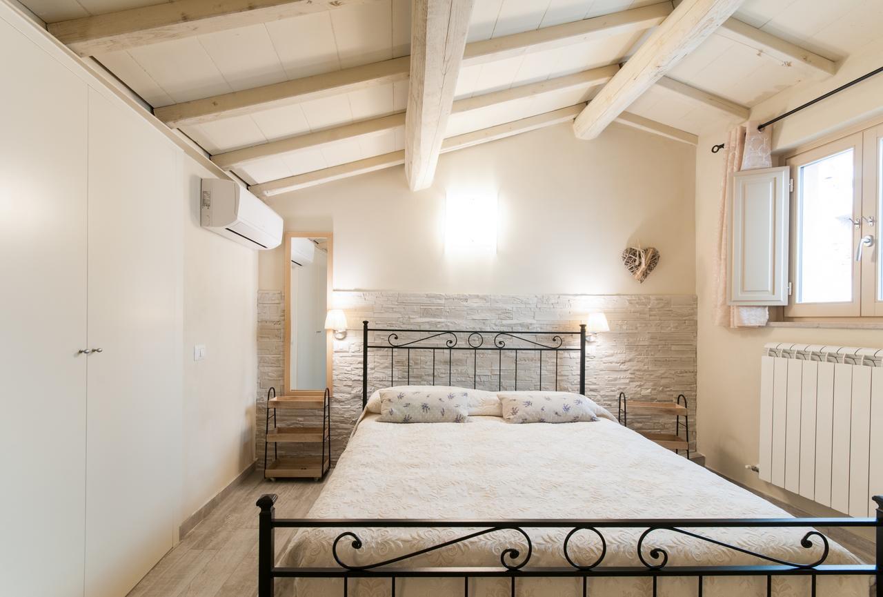 Il Lavandeto - Farmhouse In The City Сиена Экстерьер фото